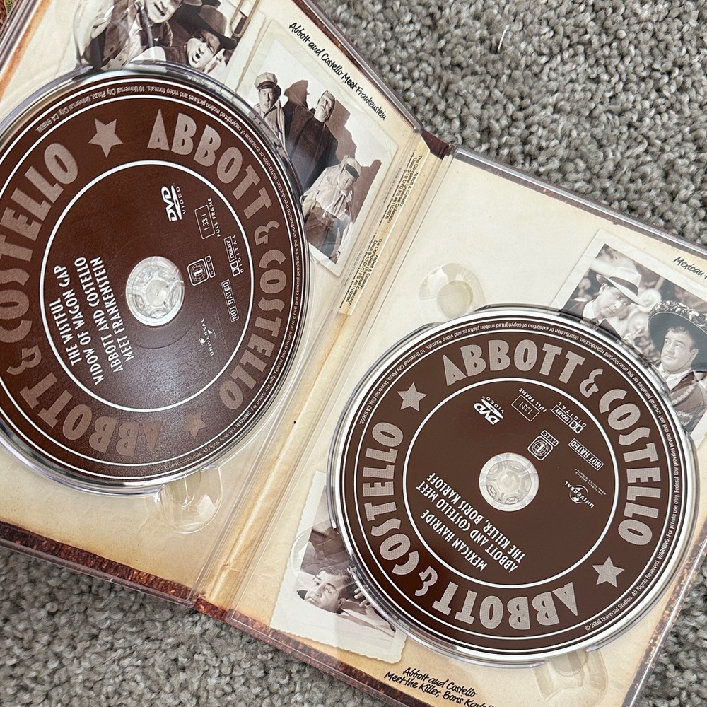 Abbott & Costello Complete Universal Pictures Collection Box - Picture 9 of 11